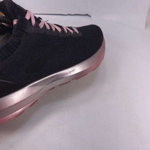 Brooks Levitate 2 Athletic Running Shoe Womens Size 10 1202911B073 Black Pink - Picture 7 of 9